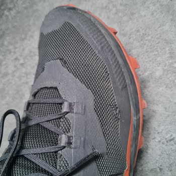 Gore-Tex Salomon Ayakkabıda Kısa Sürede Burun Çatlakları Ve Garanti Talebi