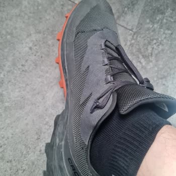 Gore-Tex Salomon Ayakkabıda Kısa Sürede Burun Çatlakları Ve Garanti Talebi