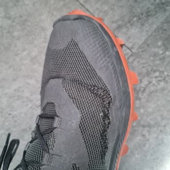 Gore-Tex Salomon Ayakkabıda Kısa Sürede Burun Çatlakları Ve Garanti Talebi