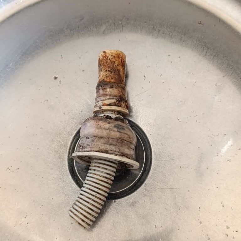 Profilo Bulaşık Makinesi Servisi Eski Makine Ve Kirli Hortum
