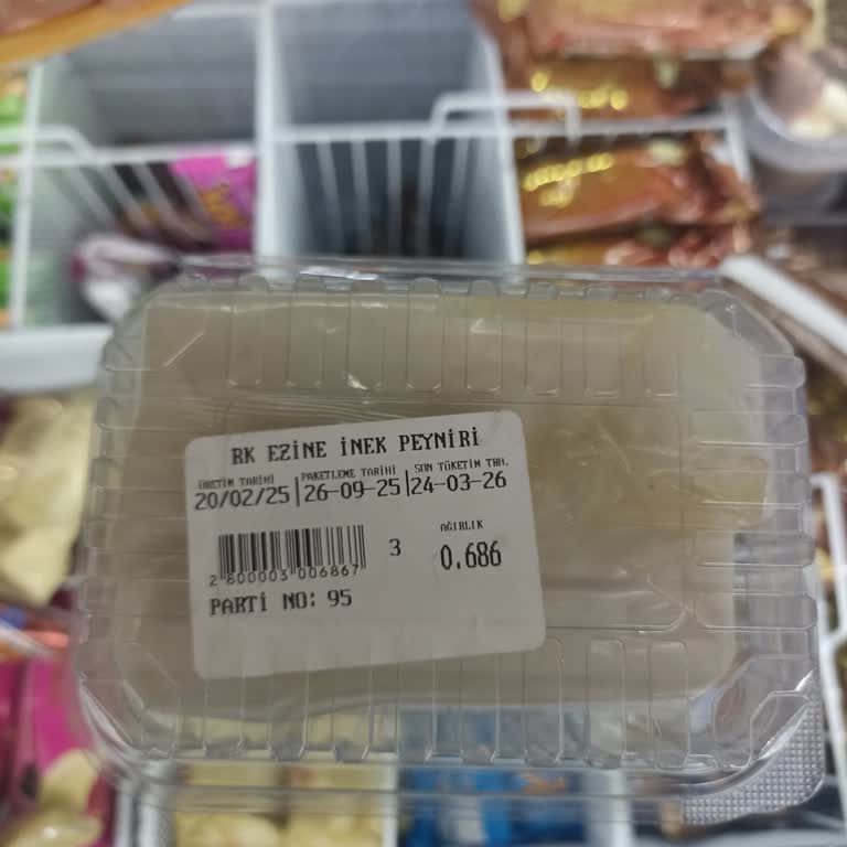 Uyarıya Rağmen Raflarda Süre Sonu Geçmiş Peynir Satışa Sunuluyor
