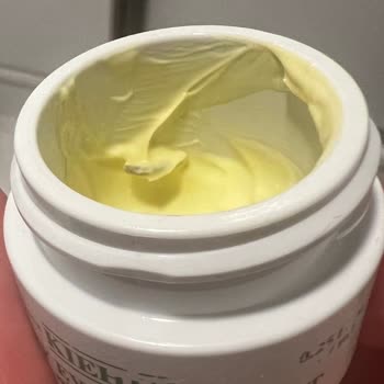 Hepsiburada Üzerinden Alınan Kiehl's Göz Kreminde Sert Yabancı Cisim Ve Çözüm Talebi