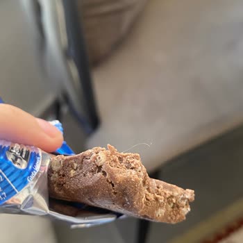 Protein Barında Yabancı Madde Keşfi Ve İade Talebi