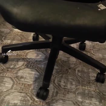 Hawk Gaming Chair Future Sünger Çökmesi Ve Geçmeyen Takırtı Sesi