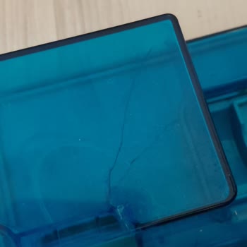 Philips Dikey Elektrikli Süpürge Silme Aparatındaki Su Haznesi Çatladı, Garanti Kapsamında Değişim Talebi