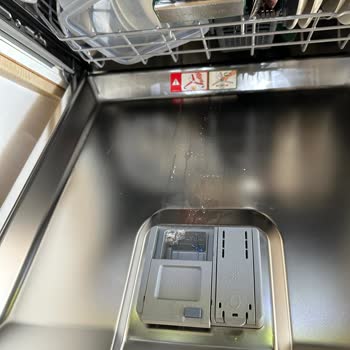 Arçelik Bulaşık Makinesinde Deterjan Artıkları Ve Kurutma Eksikliği