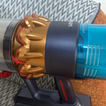Dyson V15 Deforme Parçası Ve Ücretsiz İnceleme Talebi
