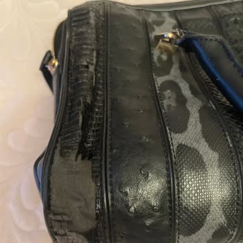 Derimod Çantalarım Parça Parça Soyuluyor, Garanti Süresi Yetersiz