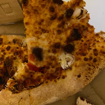 Domino’s Seyrantepe’de Kuru Pizza Ve İade Talebi