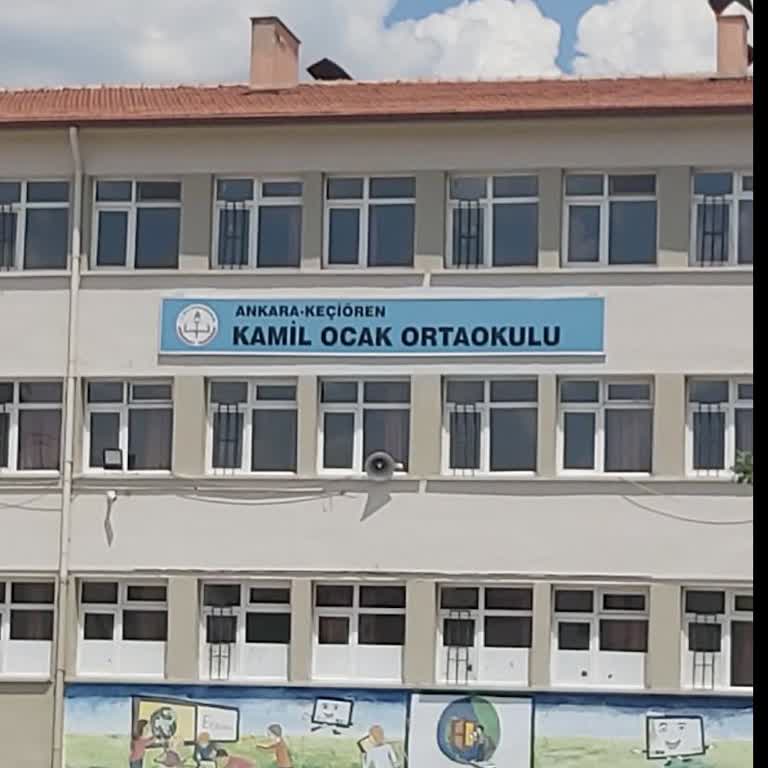 Kamil Ocak Ortaokulu (Keçiören) Memurunun Saygısızlığı ve Katılığı