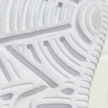 Slazenger'dan Gelen Yeni Ayakkabının Kullanılmış Ve Kirli Çıkması