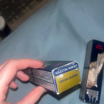 Sachane'den Yırtık Ambalaj Ve Eski Üretim Tarihli Saç Boyaları İçin Değişim Talebi