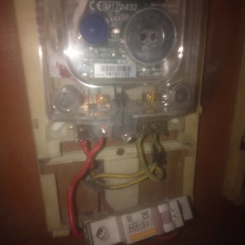 CK Boğaziçi Elektrik’in Açık Elektrik Bağlantısı Hayati Tehlike Oluşturuyor