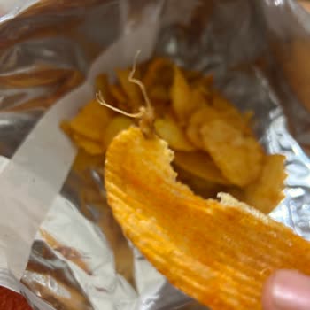Ruffles Paketi İçindeki Yabancı Madde Çocuğumun Sağlığını Tehlikeye Attı