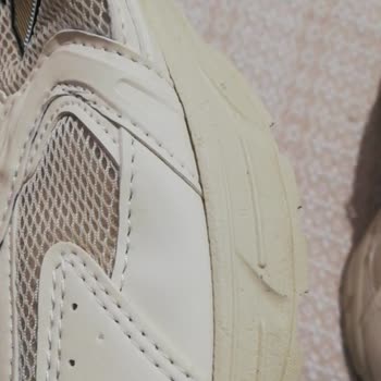 Defolu New Balance Ayakkabı Ve Engellenen Satıcıyla İade Çilesi