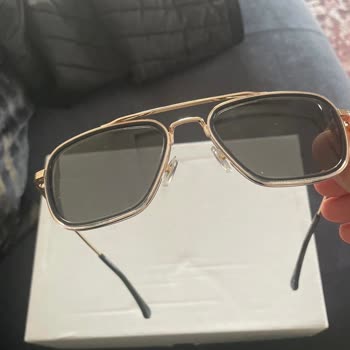 Stok Hatası Nedeniyle Yanlış Gözlük Gönderildi Ve Çözüm Sunulmadı