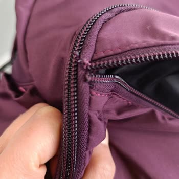 Mavi Çantamda Arma Ve Fermuarı Kırıldı, Değişim Talebim