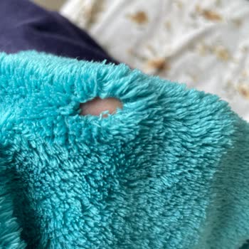 Yanlış Fiyat Etiketi Ve Üründe Yırtık Şikayeti