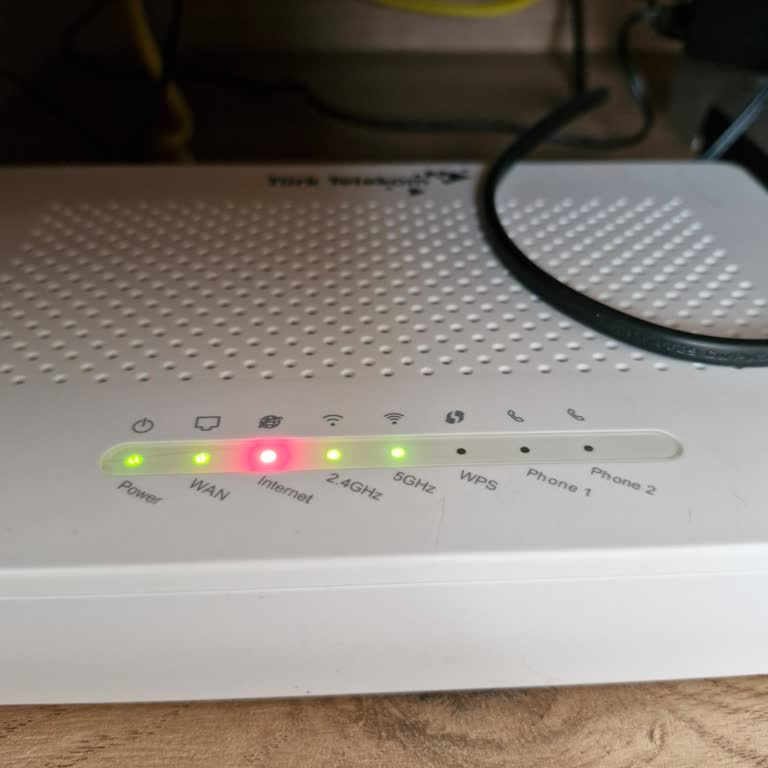 3 Hafta Süren İnternet Kesintisi Ve 700 TL Fatura Sorunu