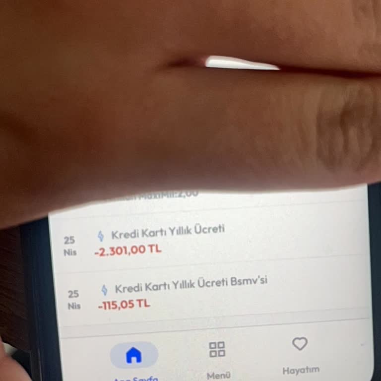 İş Bankası Maxi Black Kart Ücreti Bilgilendirilmeden Kesildi, İade Reddedildi