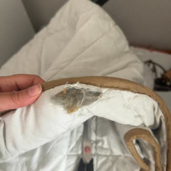 Yün Yorgan Ve Alezde Aşırı Tüy Dökülmesi, Kalitesiz Ürün Ve Çözüm Sunmayan Müşteri Hizmetleri