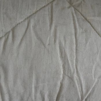Yün Yorgan Ve Alezde Aşırı Tüy Dökülmesi, Kalitesiz Ürün Ve Çözüm Sunmayan Müşteri Hizmetleri
