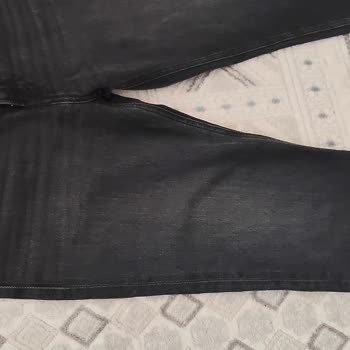 Defolu Kot Pantolonun Değişimi Reddedildi, 2 Ay Bekleyiş Ve Çözüm Yok