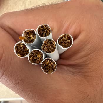 Üretim Hatası: Winston Slims Blue Sigara Paketi Filtre Delikleri Ve Boş Tütün