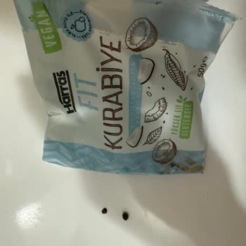 Kurabiyeden Çıkan Taş Diş Hasarına Neden Oldu