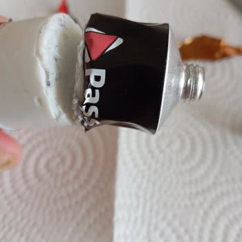 A101 Pass Yapıştırıcı Tüpü Donmuş Çıktı Değişim Ve İade Talebi