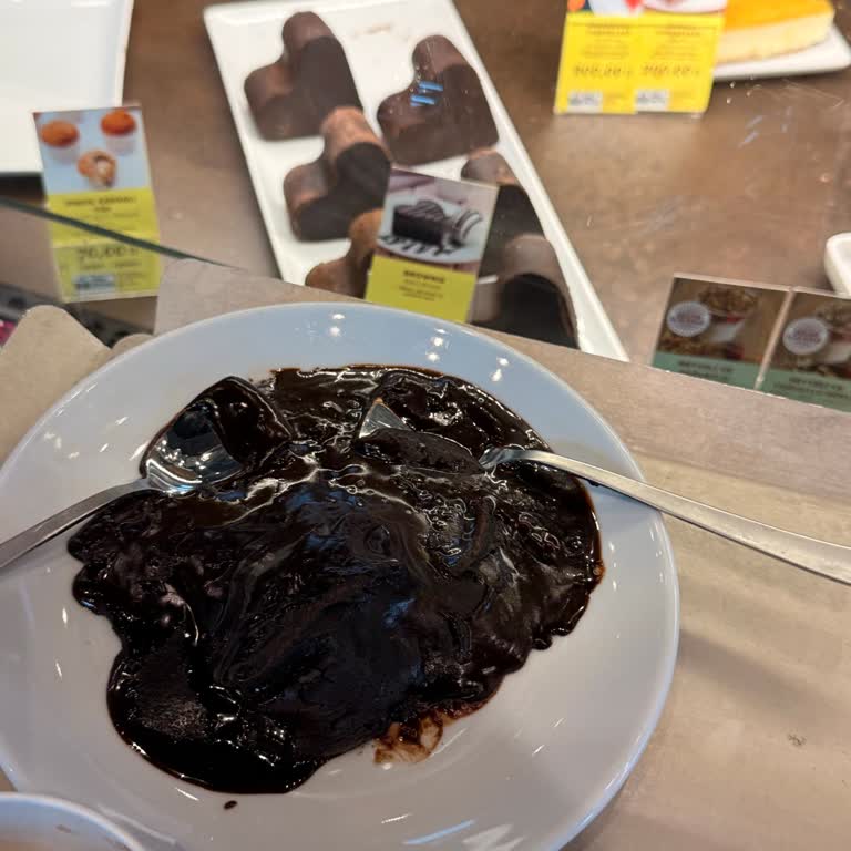 Kahve Dünyası’nda Pasta Aşırı Isıtıldı, Müdür Kaba Davrandı