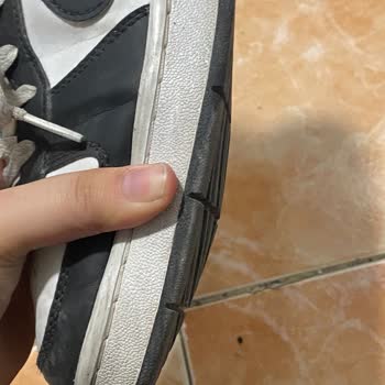 Nike Ayakkabısının Hızlı Deformasyonu Ve Sahte Şüphesi Nedeniyle Para İadesi Talebi
