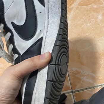 Nike Ayakkabısının Hızlı Deformasyonu Ve Sahte Şüphesi Nedeniyle Para İadesi Talebi