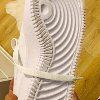 Sportive Nike Ayakkabısının Kullanılmış Olması Ve Müşteri Desteğinin Yanıt Vermemesi