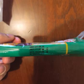 Kadıköy Carrefour Gurme'de Süresi Geçmemiş Cheddar Marble Peynirinde Küf