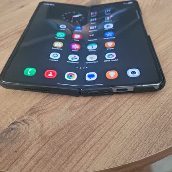 Garanti Süresi Önceden Başlatılmış Sıfır Samsung Galaxy Z Fold4 Satışı
