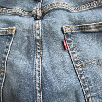 Levis Kot Pantolonunda Üretim Hatası Kullanıcı Hatası İddiasına Karşı Değişim Talebi