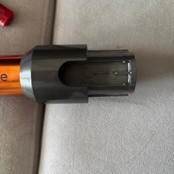 Dyson V10 Boru Tırnağının Kırılması Ve Ücretsiz Onarım Talebi