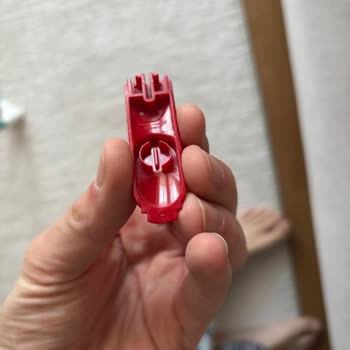 Dyson V10 Boru Tırnağının Kırılması Ve Ücretsiz Onarım Talebi