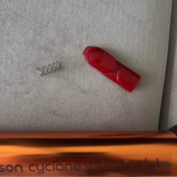 Dyson V10 Tube Latch Broken Despite Light Use and No Free Repair Offered