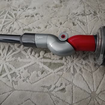 Dyson Mobilya Altı Adaptör Kilit Mekanizması Arızası Garantili Değişim Talebi
