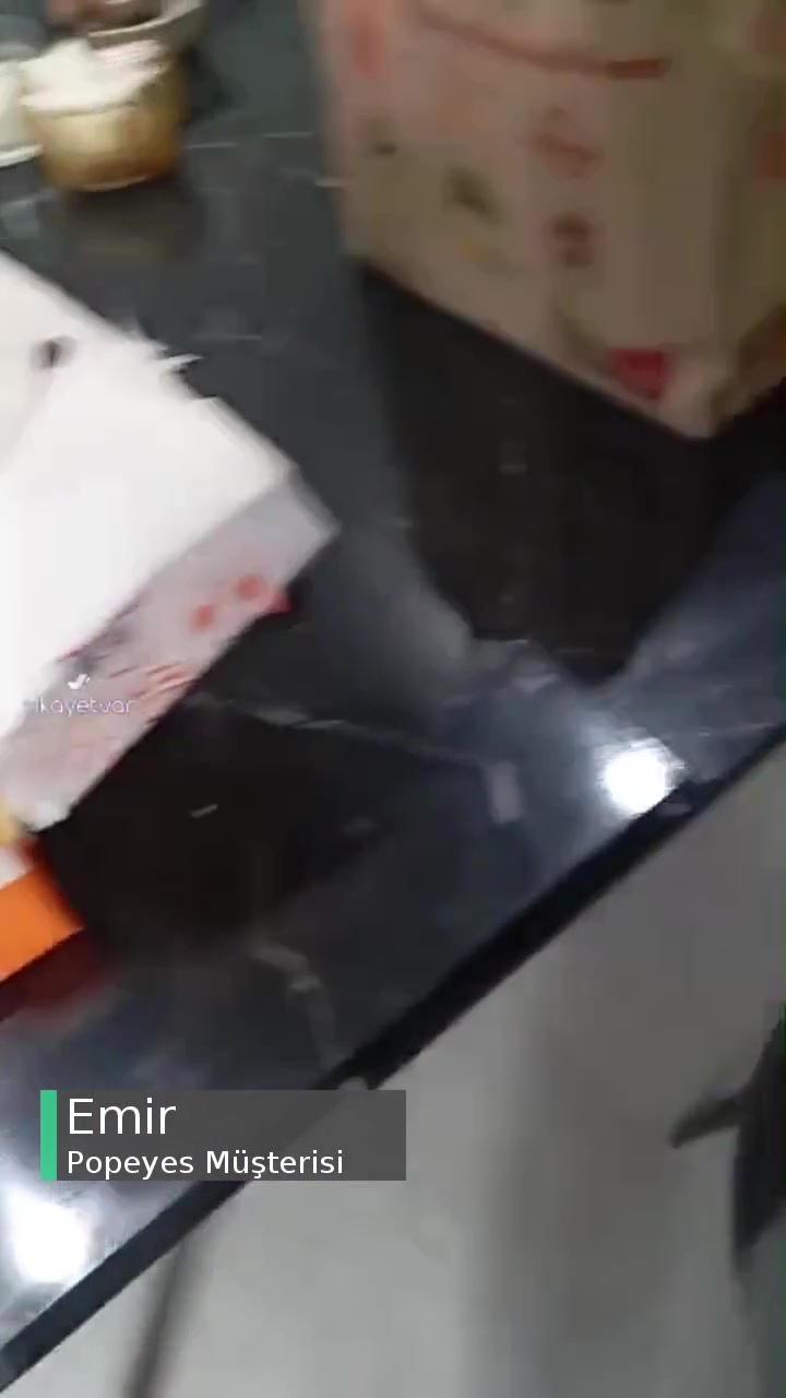 Popeyes Siparişler Her Seferinde Eksik Geliyor! videonun kapak resmi
