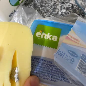 Enka Tost Peynirinde Folyo Parçası Çıktı Ve Geri Dönüş Yok
