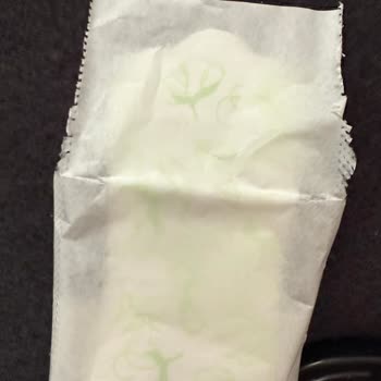 Kotex Günlük Pedinde Sarı Leke Hijyen Ve Sağlık Endişesi