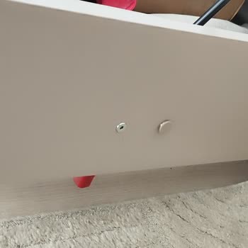 Tamir Görmüş Yataktaki Kırık, Açılma Ve Gıcırdama Sorunu Çözülmedi