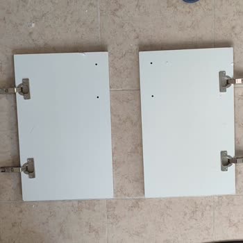 Hepsiburada’da Hatalı Banyo Dolabı Kapakları İçin Yeniden Değişim Talebi Cevapsız Kaldı