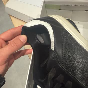 Boyner'den Aldığım Calvin Klein Sneaker'ın İç Astarı Yırtıldı, İade Talebim Reddedildi