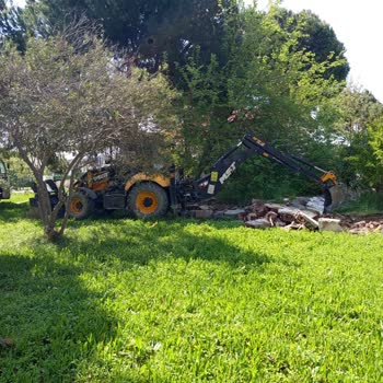 Kabloların Hasarı Nedeniyle İnternet Kesintisi İş Kaybına Neden Oluyor