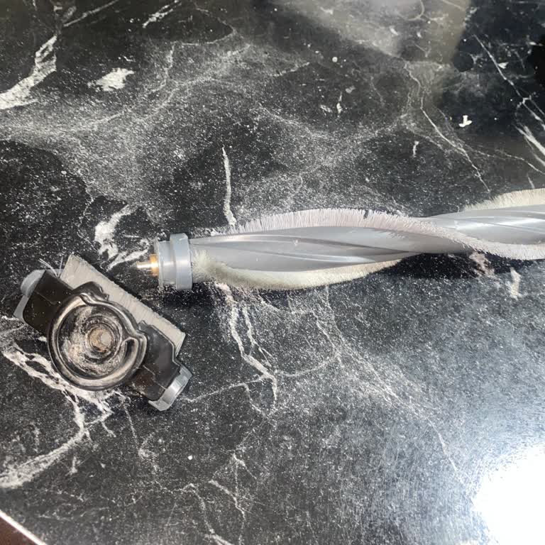 Philips Aquatrio 9000 Kuru Süpürme Başlığının Tekrarlayan Arızası Ve Değişim Talebi