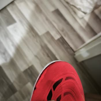 İlk Maçta Kenarları Açılan Adidas Ayakkabının Değişim Ve İade Talebi